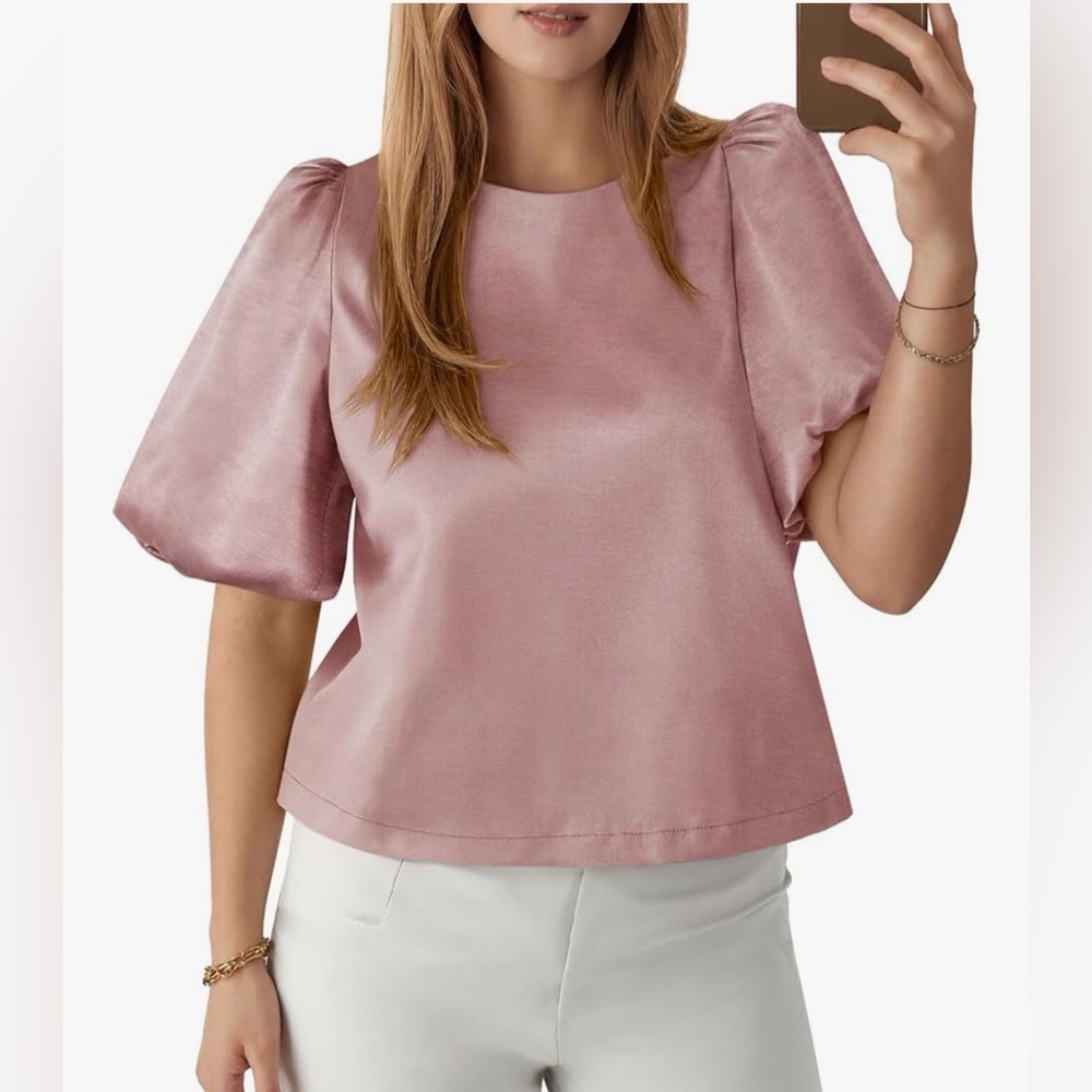 NWT PINK SATIN TOP-S